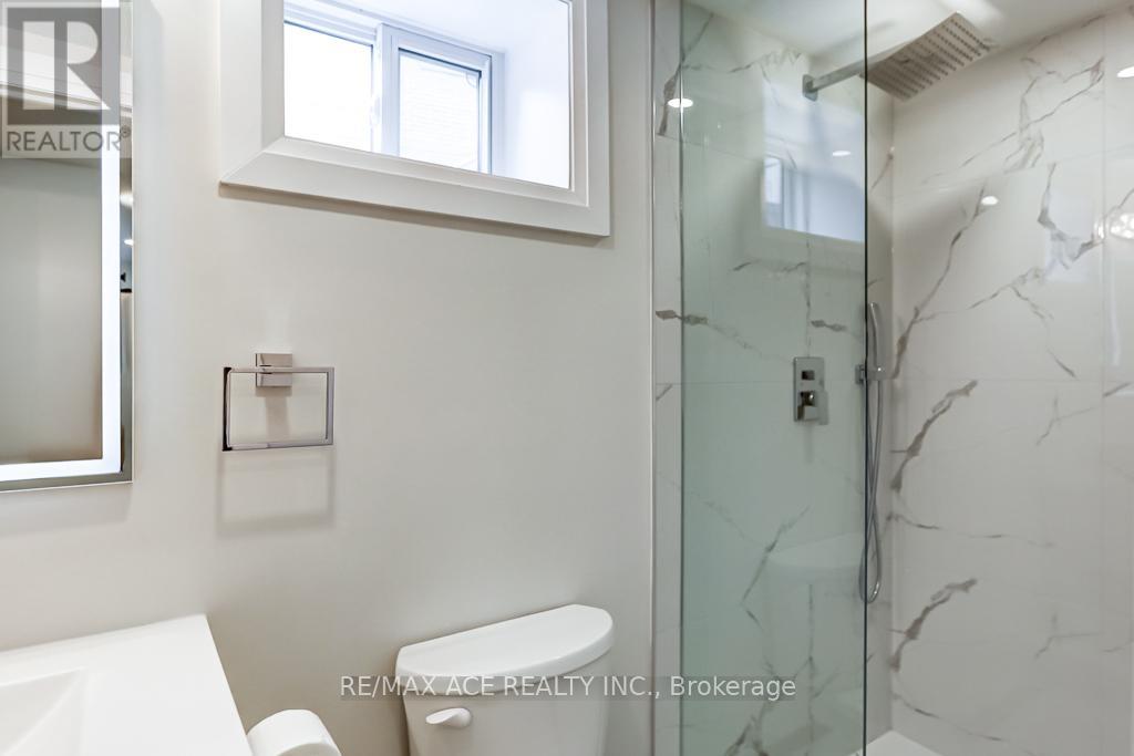 7 Brookmere Road, Toronto, Ontario  M9W 2X5 - Photo 35 - W12202110