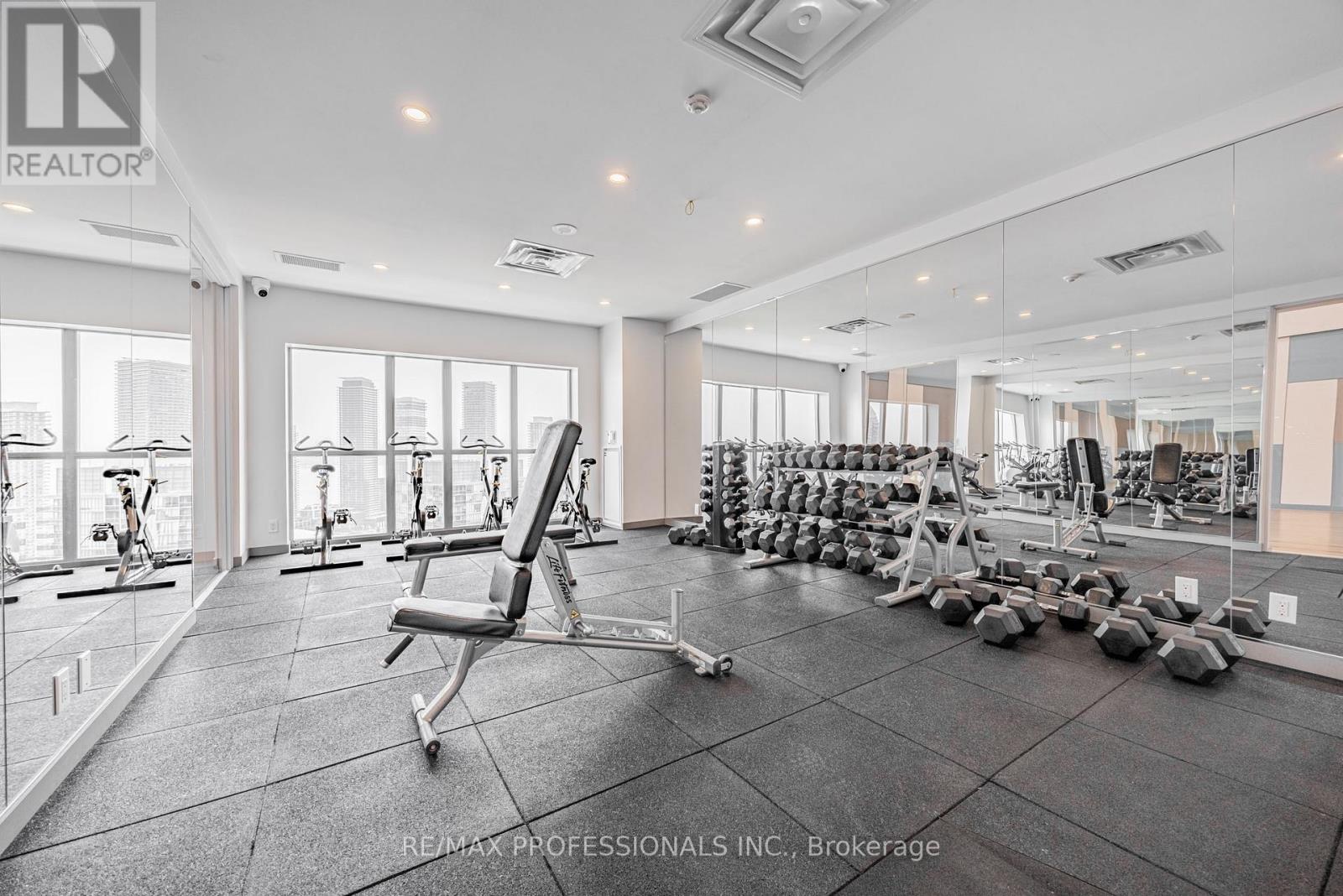 1132 - 165 Legion Road N, Toronto, Ontario  M8Y 0B3 - Photo 15 - W12202112