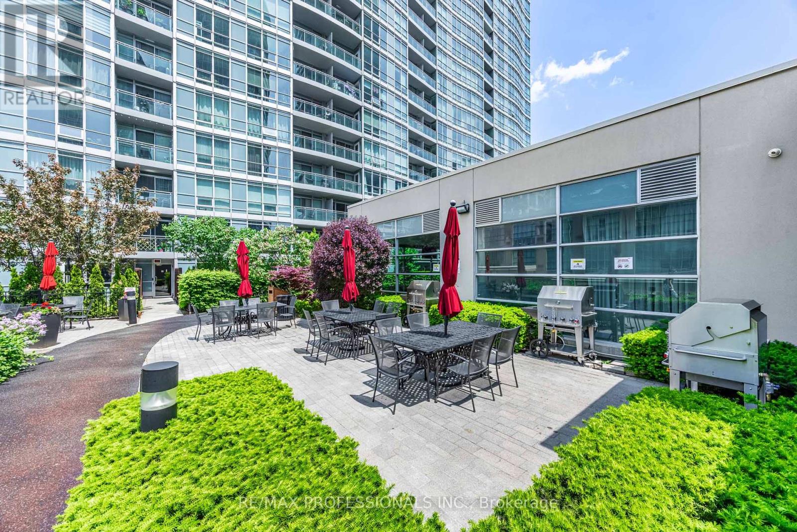 1132 - 165 Legion Road N, Toronto, Ontario  M8Y 0B3 - Photo 28 - W12202112