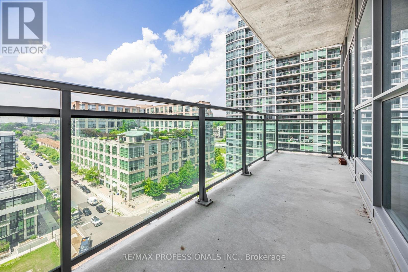 1132 - 165 Legion Road N, Toronto, Ontario  M8Y 0B3 - Photo 6 - W12202112