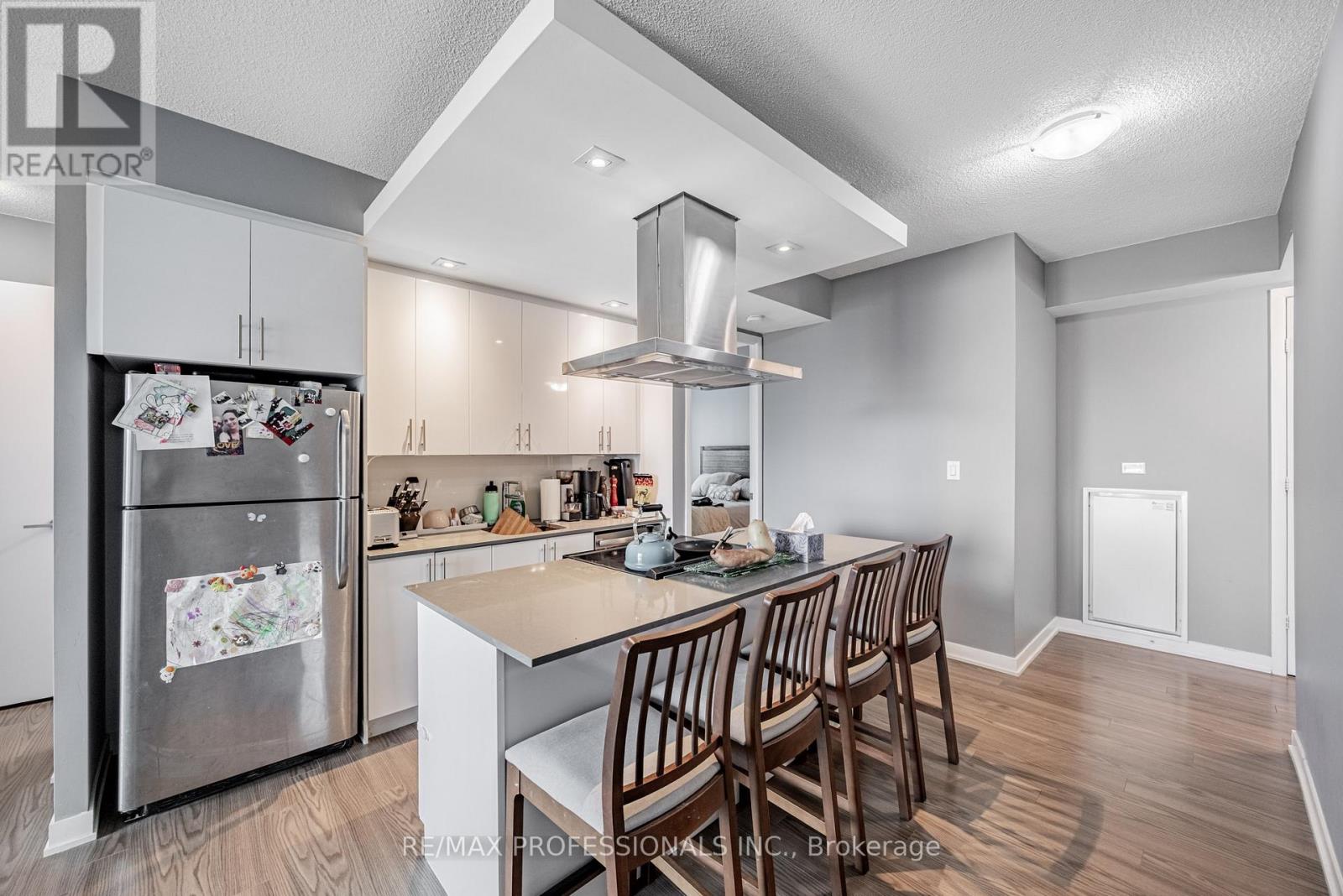 1132 - 165 Legion Road N, Toronto, Ontario  M8Y 0B3 - Photo 7 - W12202112