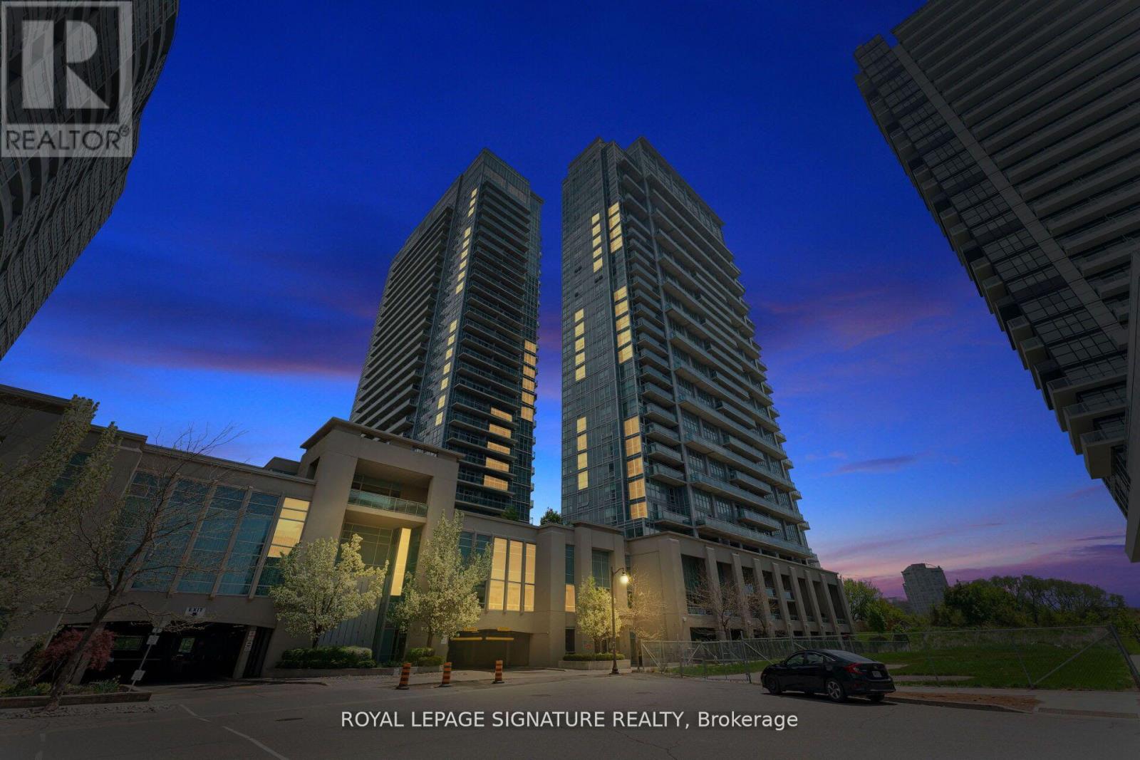2122 - 165 LEGION ROAD, Toronto, Ontario