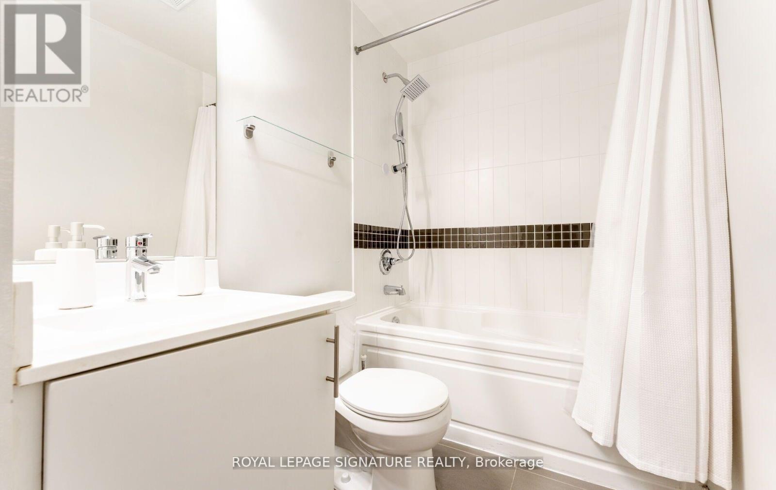2122 - 165 Legion Road, Toronto, Ontario  M8Y 0B3 - Photo 16 - W12202121