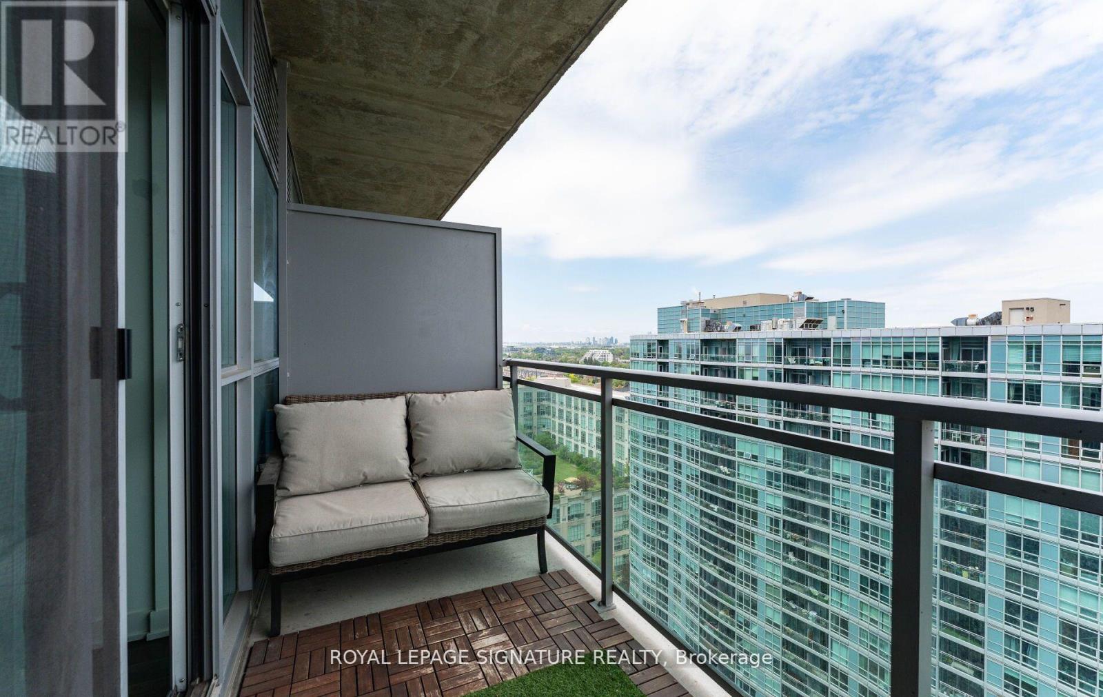2122 - 165 Legion Road, Toronto, Ontario  M8Y 0B3 - Photo 18 - W12202121