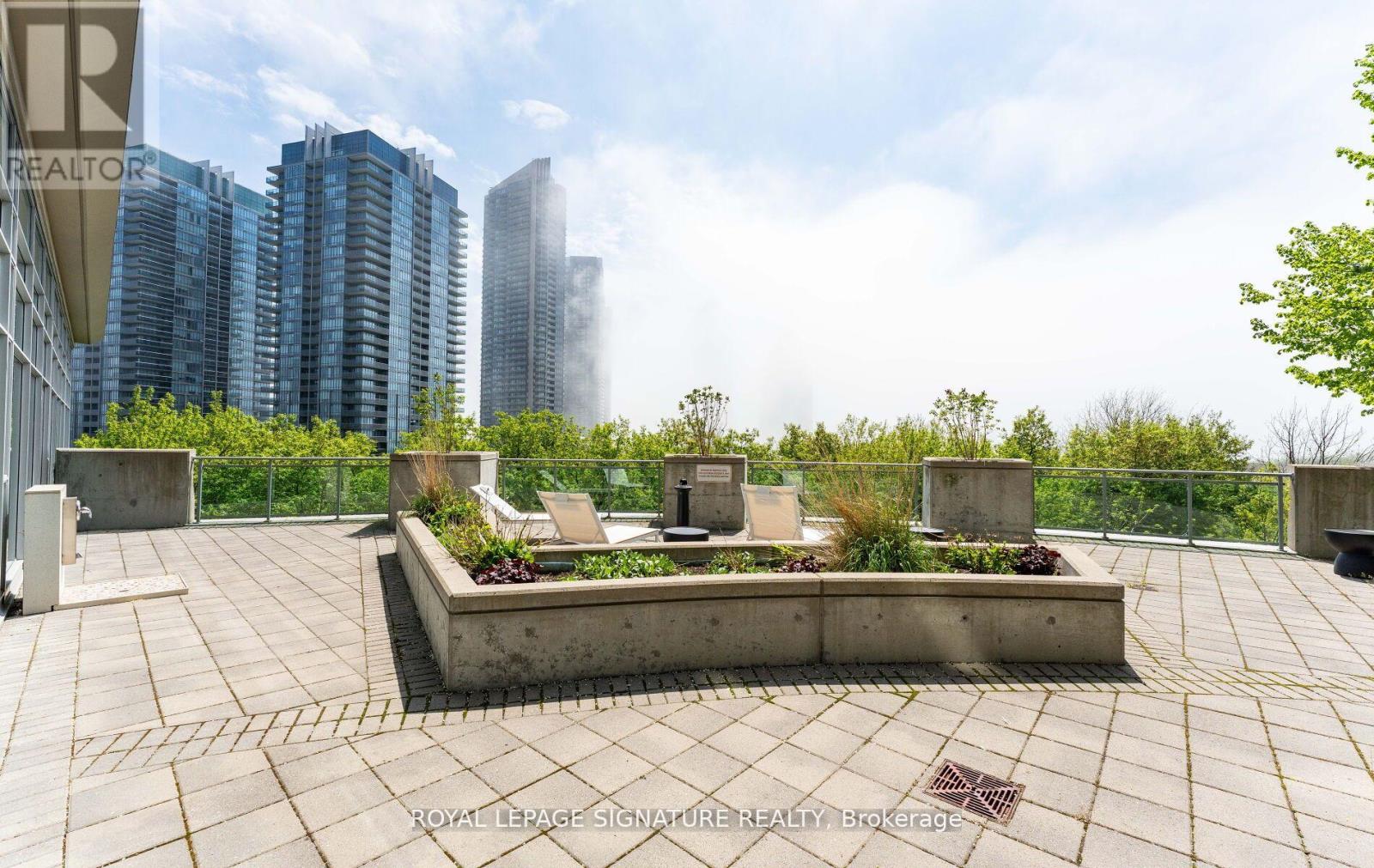 2122 - 165 Legion Road, Toronto, Ontario  M8Y 0B3 - Photo 19 - W12202121