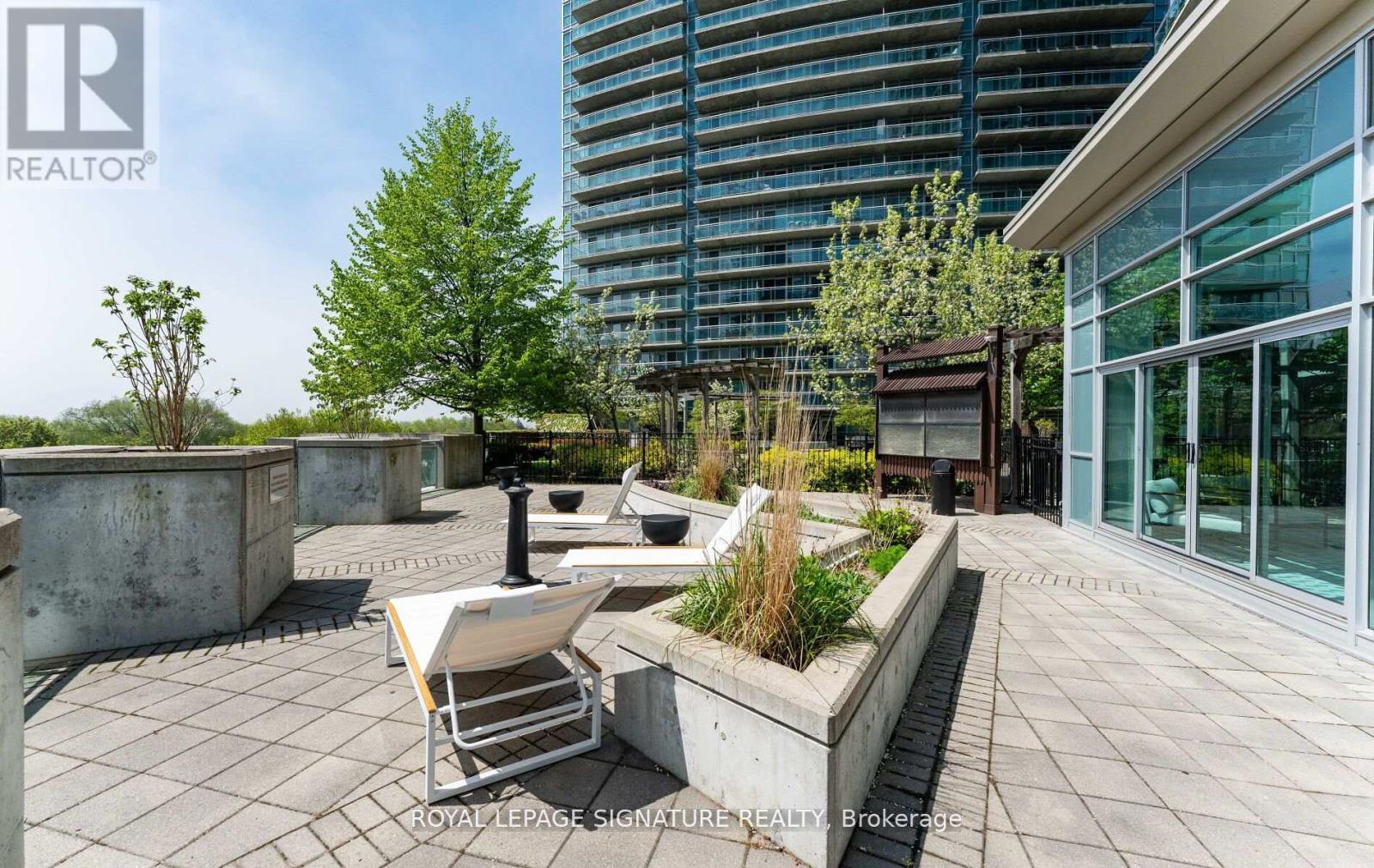 2122 - 165 Legion Road, Toronto, Ontario  M8Y 0B3 - Photo 22 - W12202121