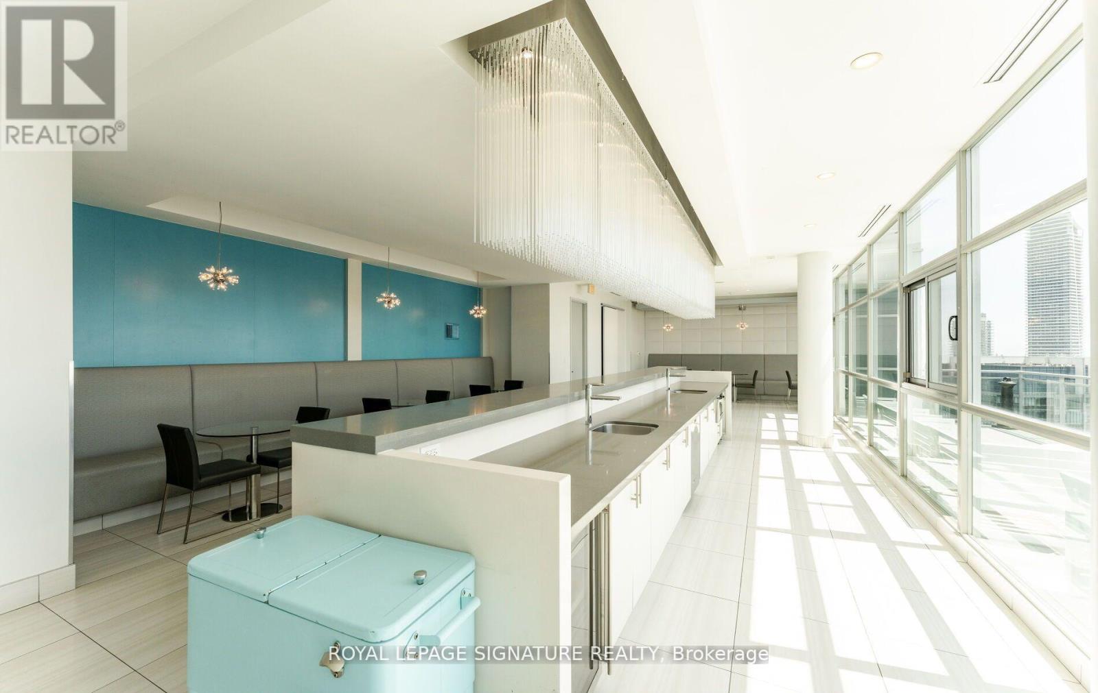 2122 - 165 Legion Road, Toronto, Ontario  M8Y 0B3 - Photo 43 - W12202121