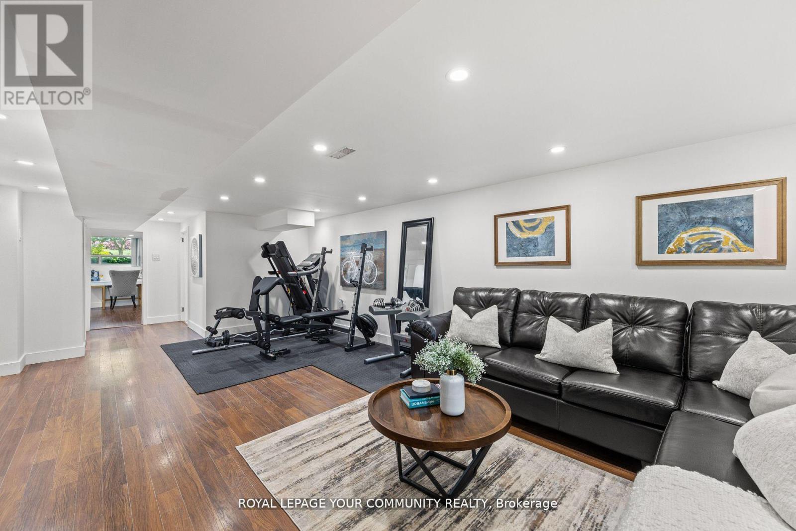 11 Braywin Drive, Toronto, Ontario  M9P 2N9 - Photo 29 - W12202126
