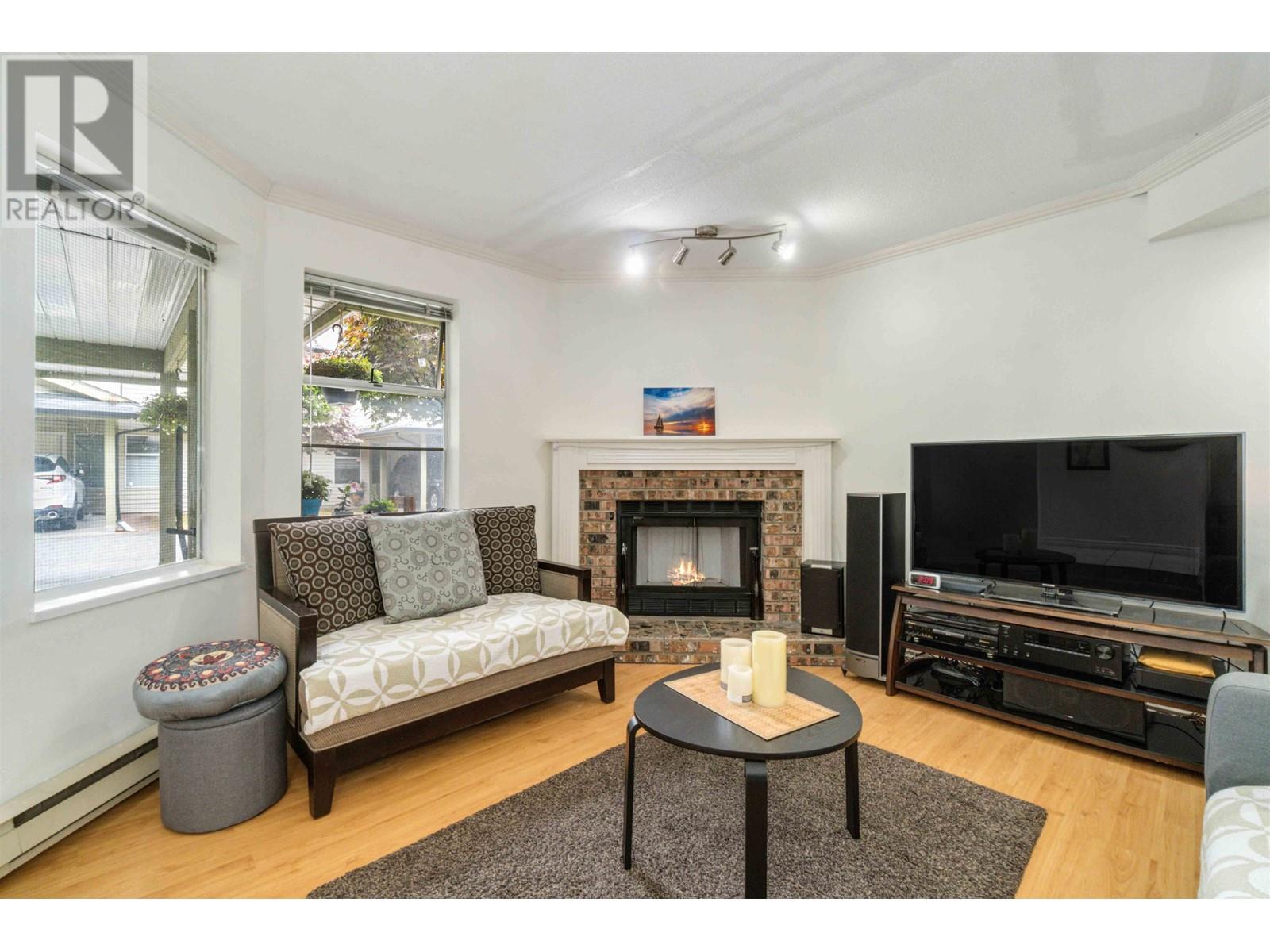 4 7131 Garden City Road, Richmond, British Columbia  V6Y 3M8 - Photo 2 - R2976859