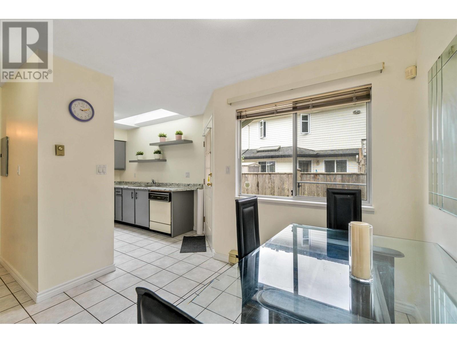 Listing Picture 8 of 23 : 4 7131 GARDEN CITY ROAD, Richmond / 烈治文 - 魯藝地產 Yvonne Lu Group - MLS Medallion Club Member