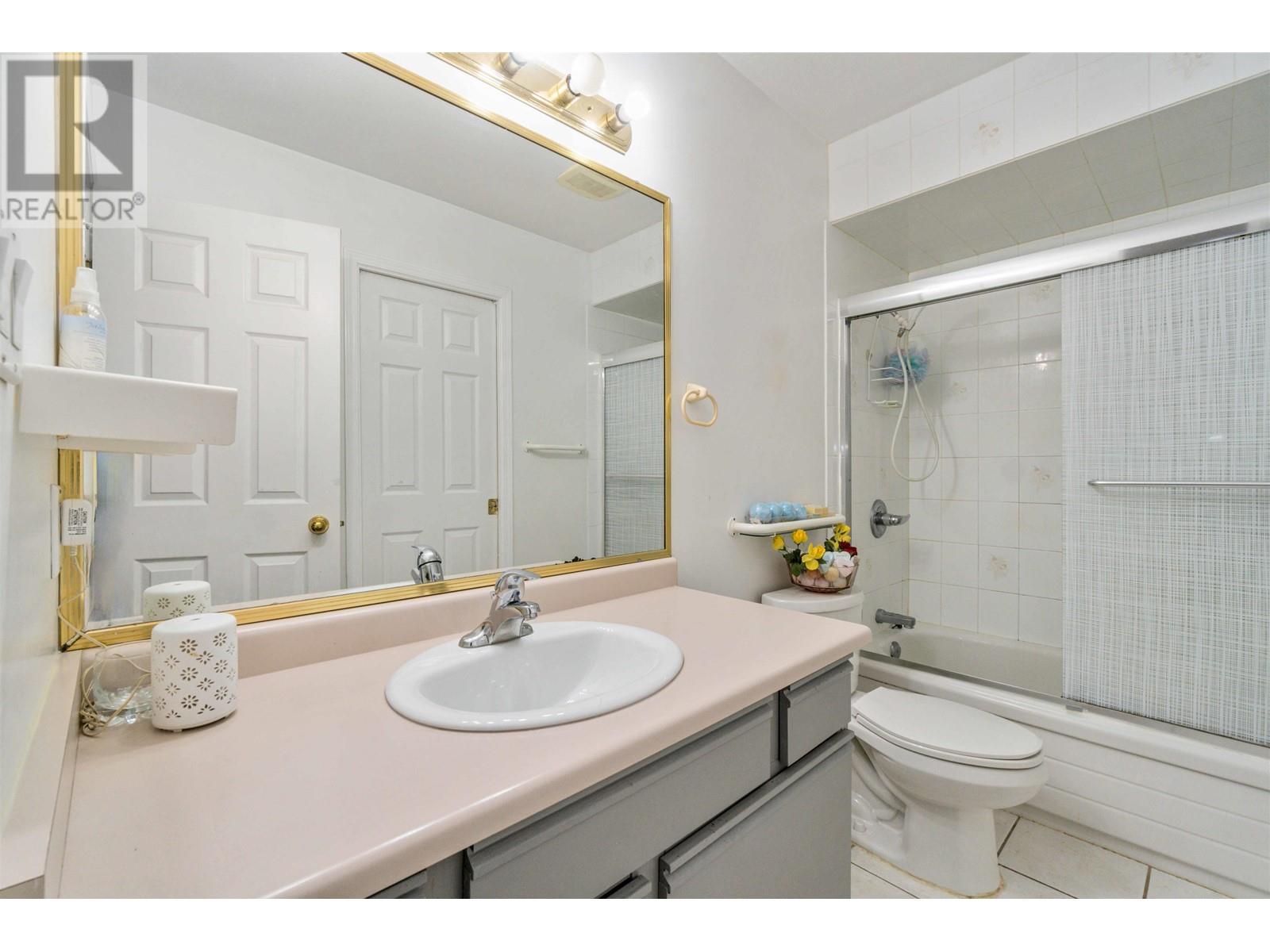 Listing Picture 23 of 23 : 4 7131 GARDEN CITY ROAD, Richmond / 烈治文 - 魯藝地產 Yvonne Lu Group - MLS Medallion Club Member