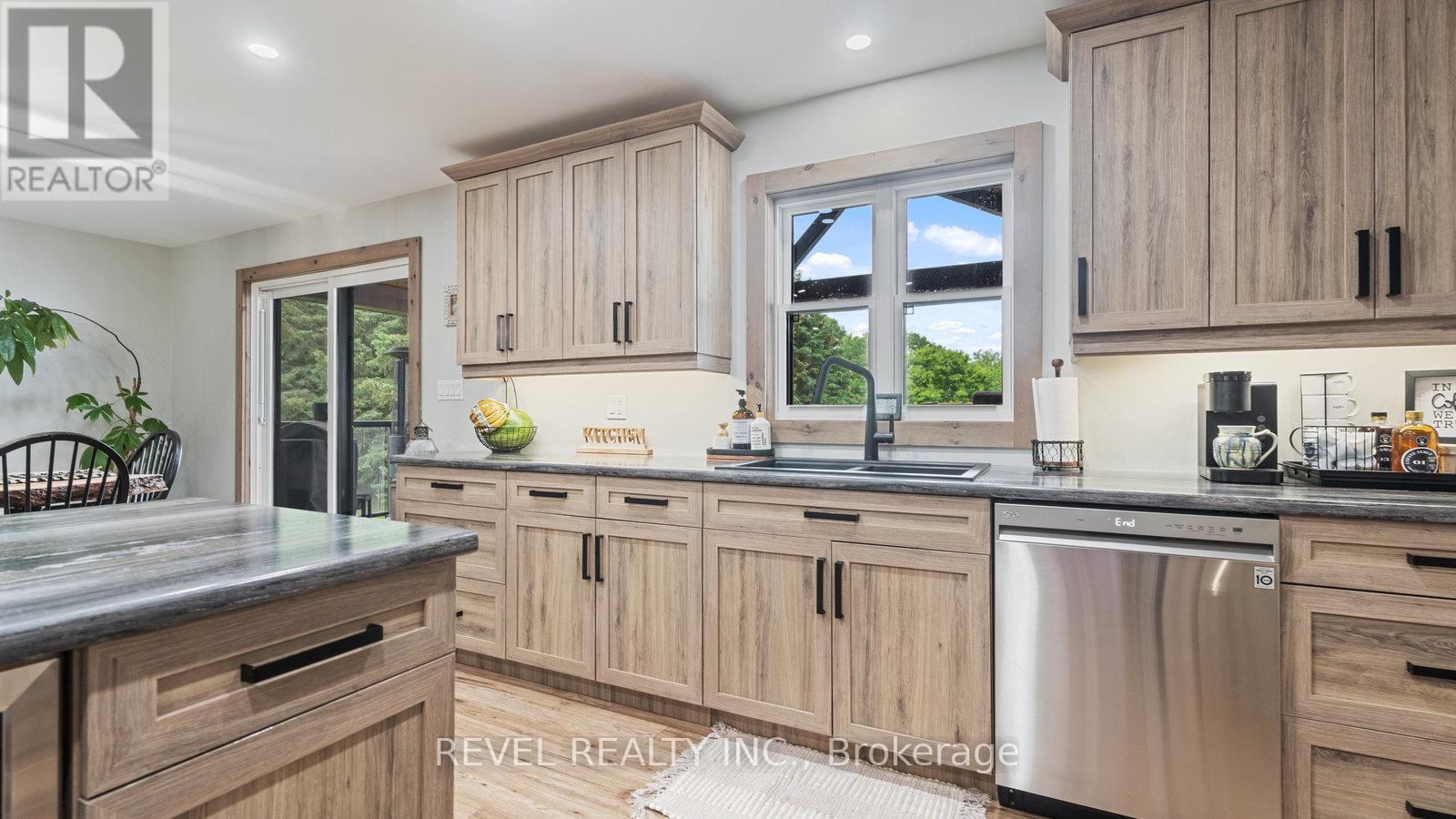 6 Kings Lane, Brant, Ontario  N0E 1R0 - Photo 16 - X12201920