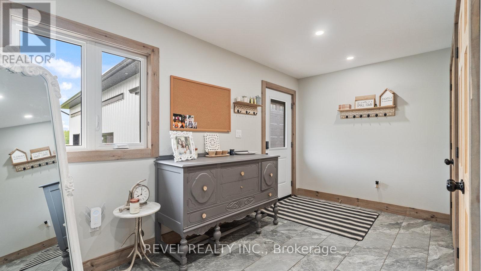 6 Kings Lane, Brant, Ontario  N0E 1R0 - Photo 23 - X12201920