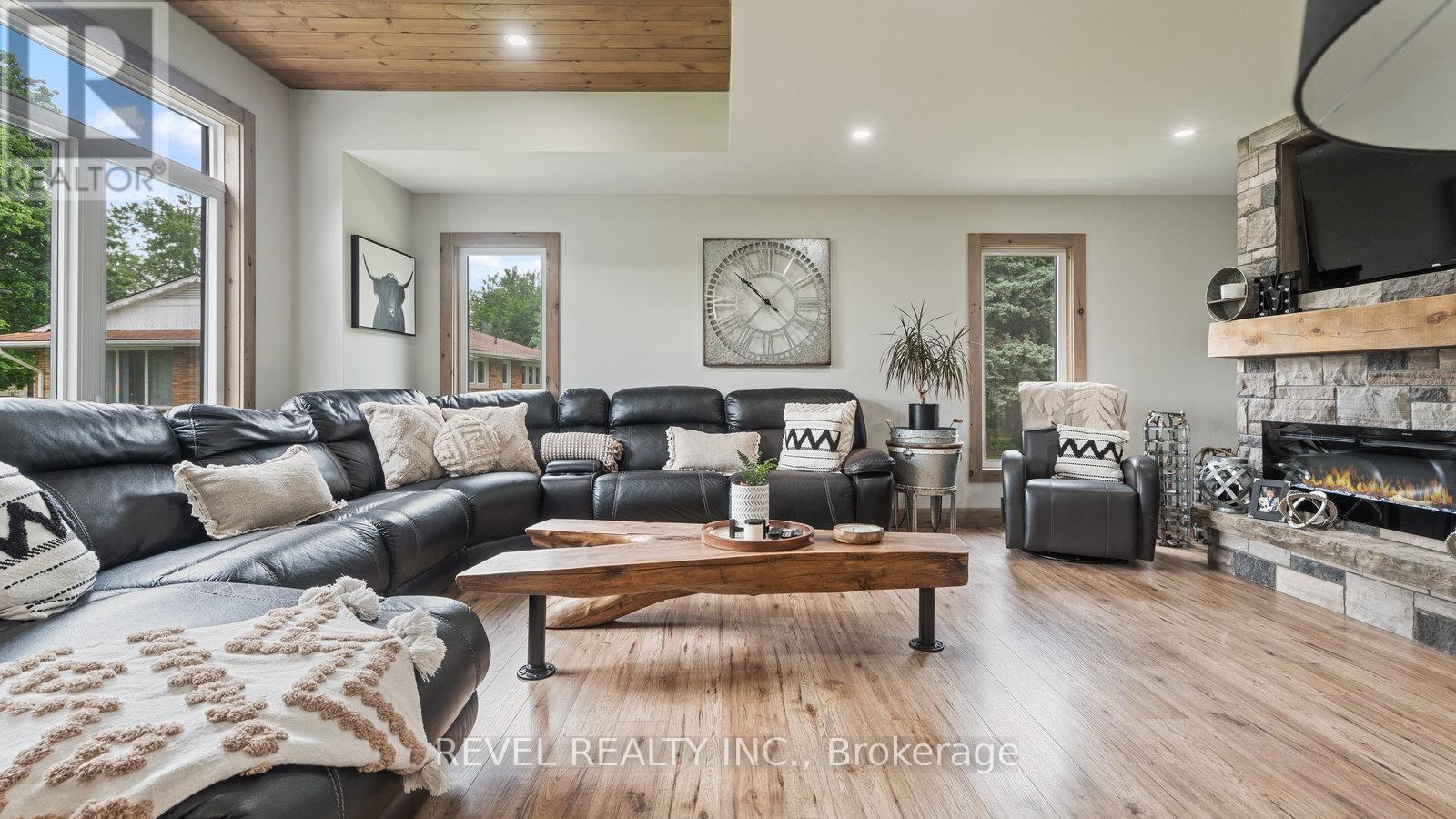 6 Kings Lane, Brant, Ontario  N0E 1R0 - Photo 8 - X12201920
