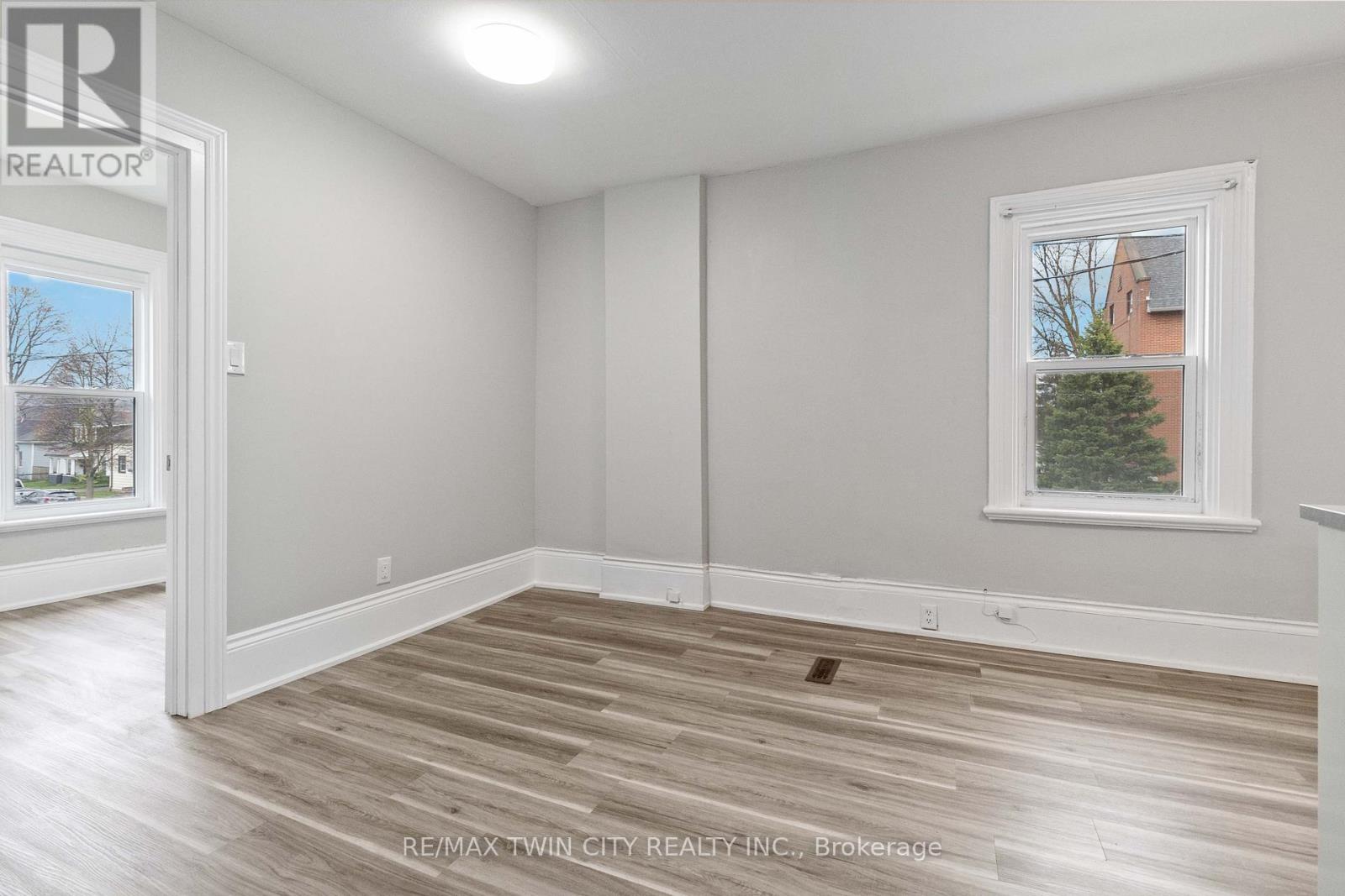 Upper - 55 Richmond Street, Brantford, Ontario  N3T 3Y4 - Photo 16 - X12202032