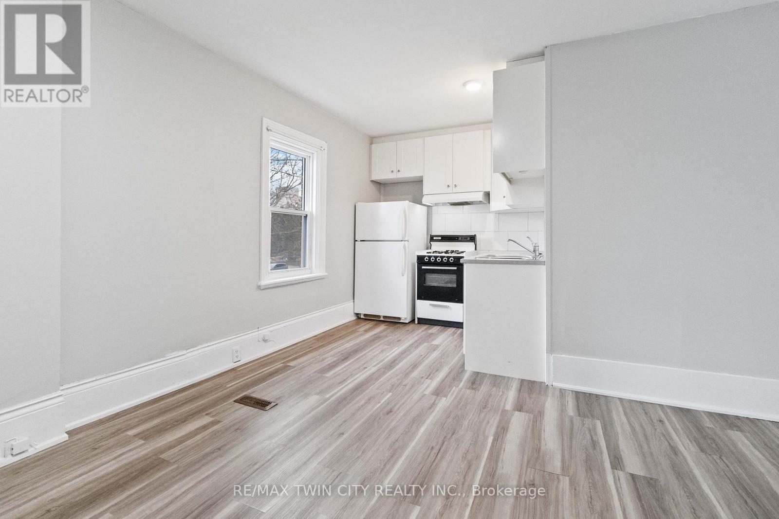 Upper - 55 Richmond Street, Brantford, Ontario  N3T 3Y4 - Photo 23 - X12202032