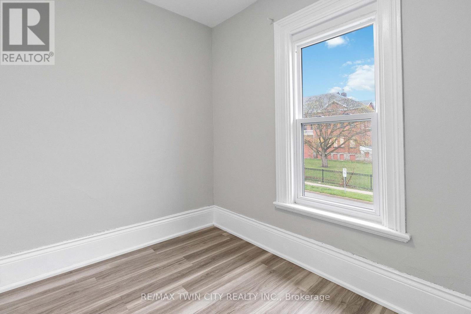 Upper - 55 Richmond Street, Brantford, Ontario  N3T 3Y4 - Photo 27 - X12202032