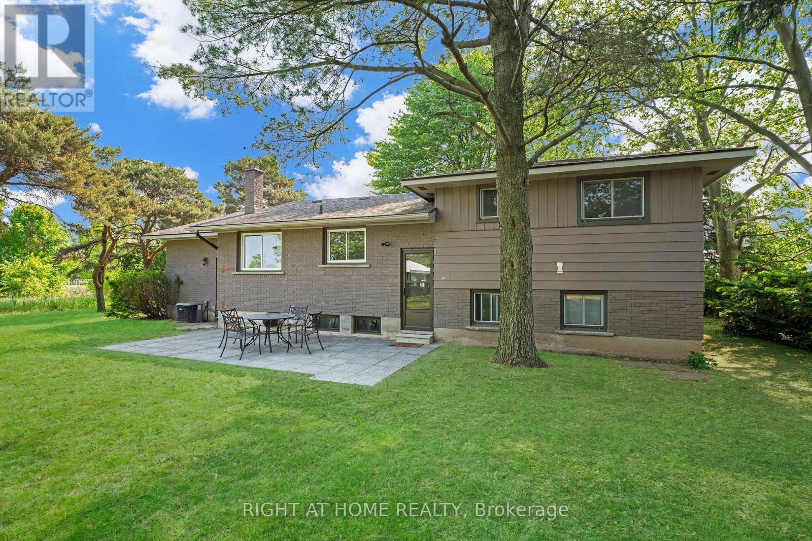 1940 Wagg Road, Niagara-On-The-Lake (Lakeshore), Ontario  L0S 1J0 - Photo 40 - X12202060
