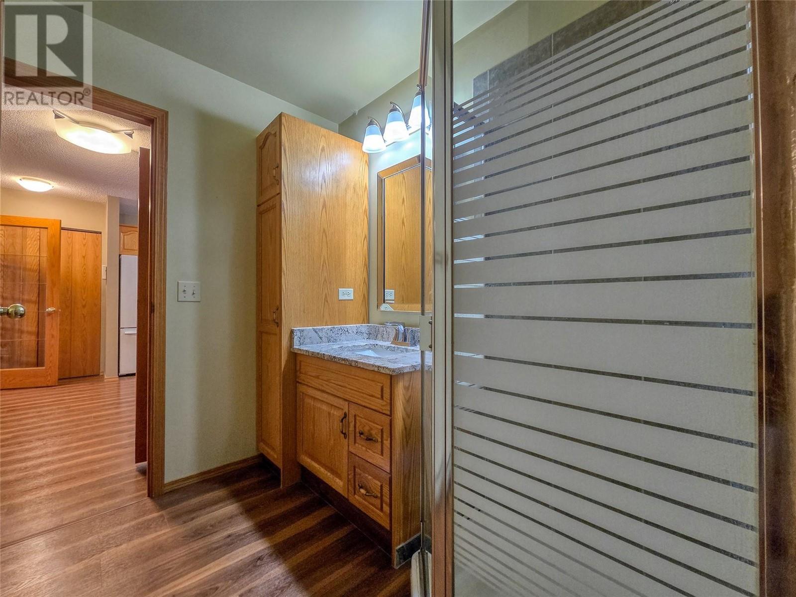 5162 Columbia River Road, Fairmont Hot Springs, British Columbia  V0B 1L1 - Photo 13 - 10351016