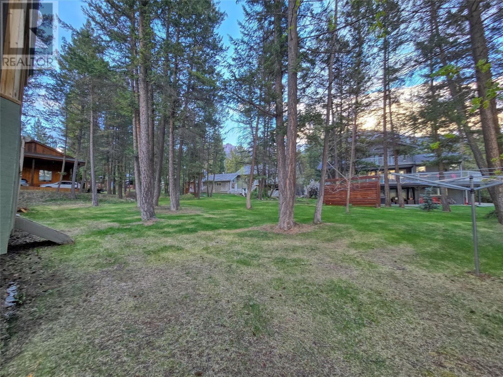 5162 Columbia River Road, Fairmont Hot Springs, British Columbia  V0B 1L1 - Photo 39 - 10351016