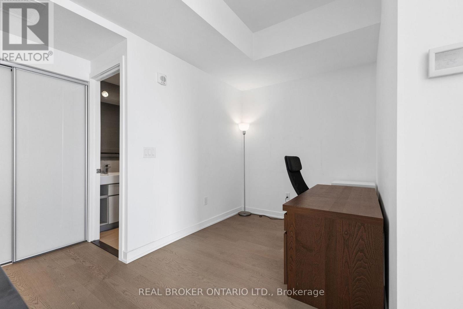 1708 - 199 Slater Street, Ottawa, Ontario  K1P 5M7 - Photo 15 - X12202214