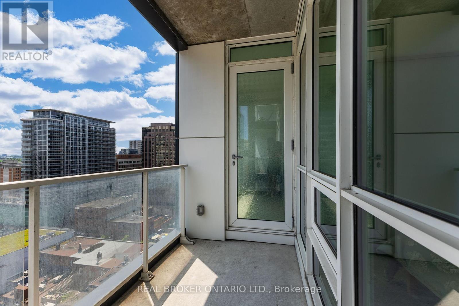 1708 - 199 Slater Street, Ottawa, Ontario  K1P 5M7 - Photo 23 - X12202214