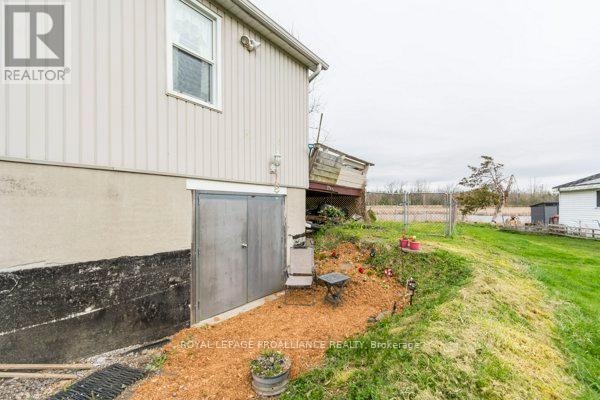 16 Dead Creek Road, Quinte West, Ontario  K0K 1L0 - Photo 25 - X12126412
