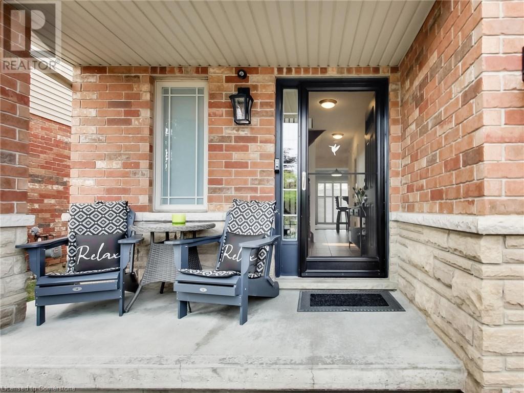 Property at 107 SUMNER Crescent image 4