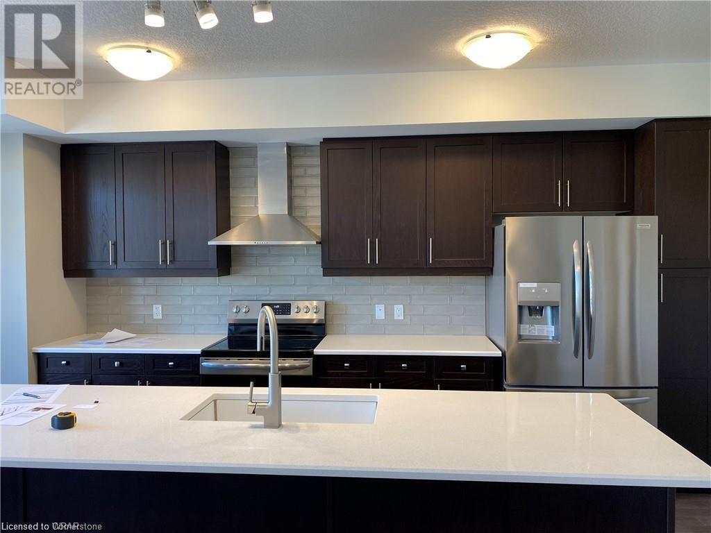 32 Wheat Lane, Kitchener, Ontario  N2R 0R6 - Photo 2 - 40737692