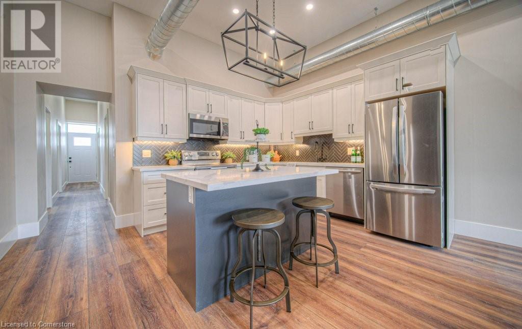 1 BOND Street, Cambridge, Ontario