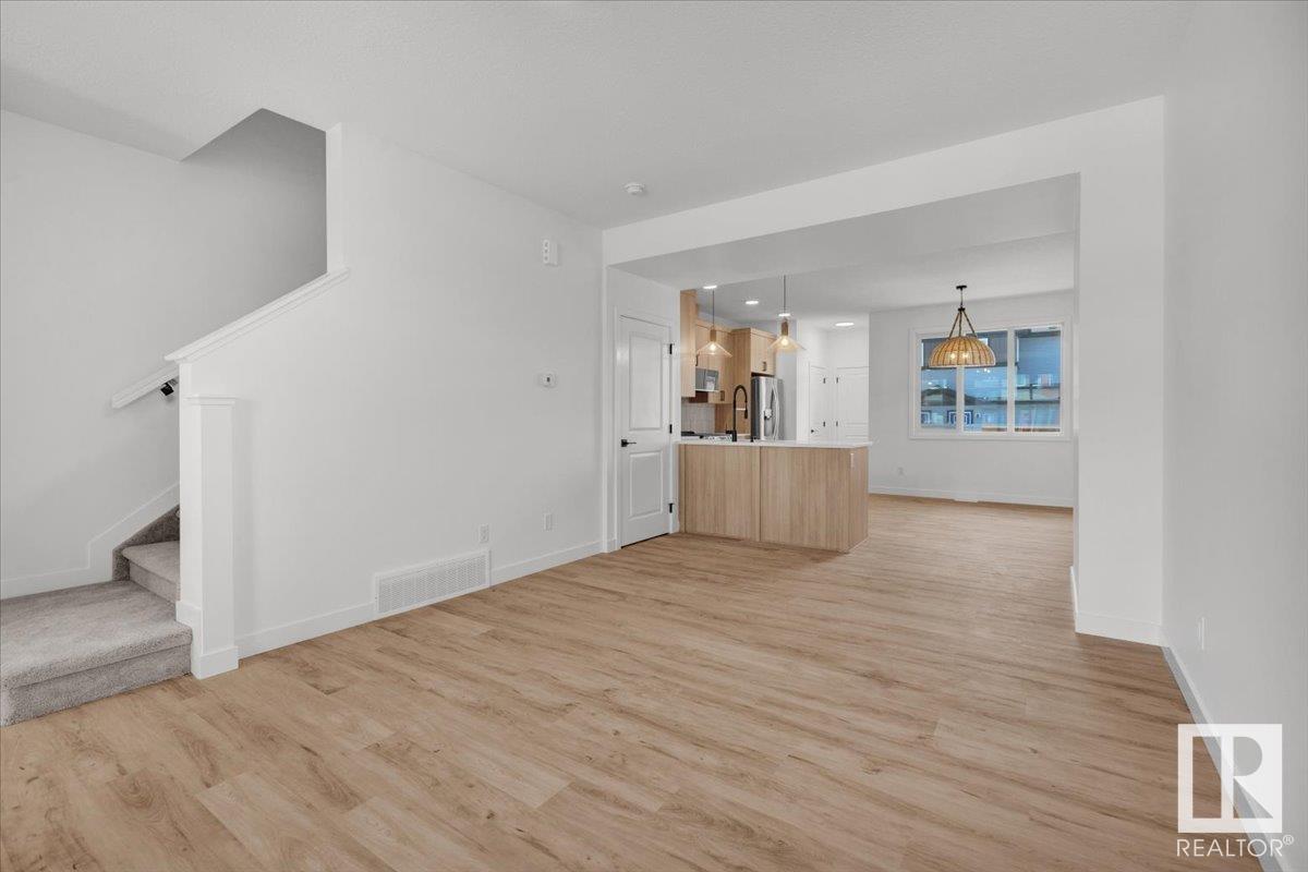 Property at 1351 Keswick DR SW image 4