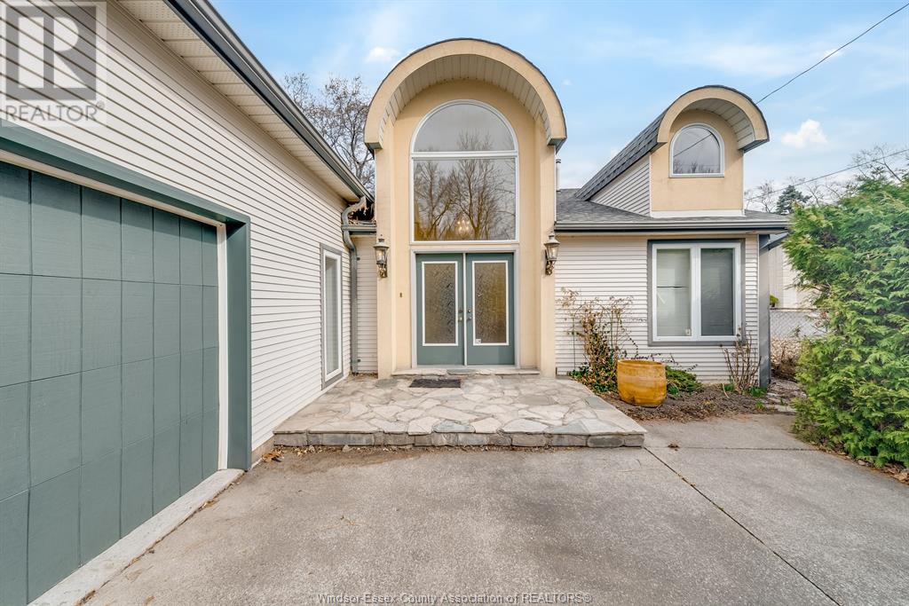 612 Old Tecumseh, Lakeshore, Ontario  N8L 0B6 - Photo 5 - 25014355