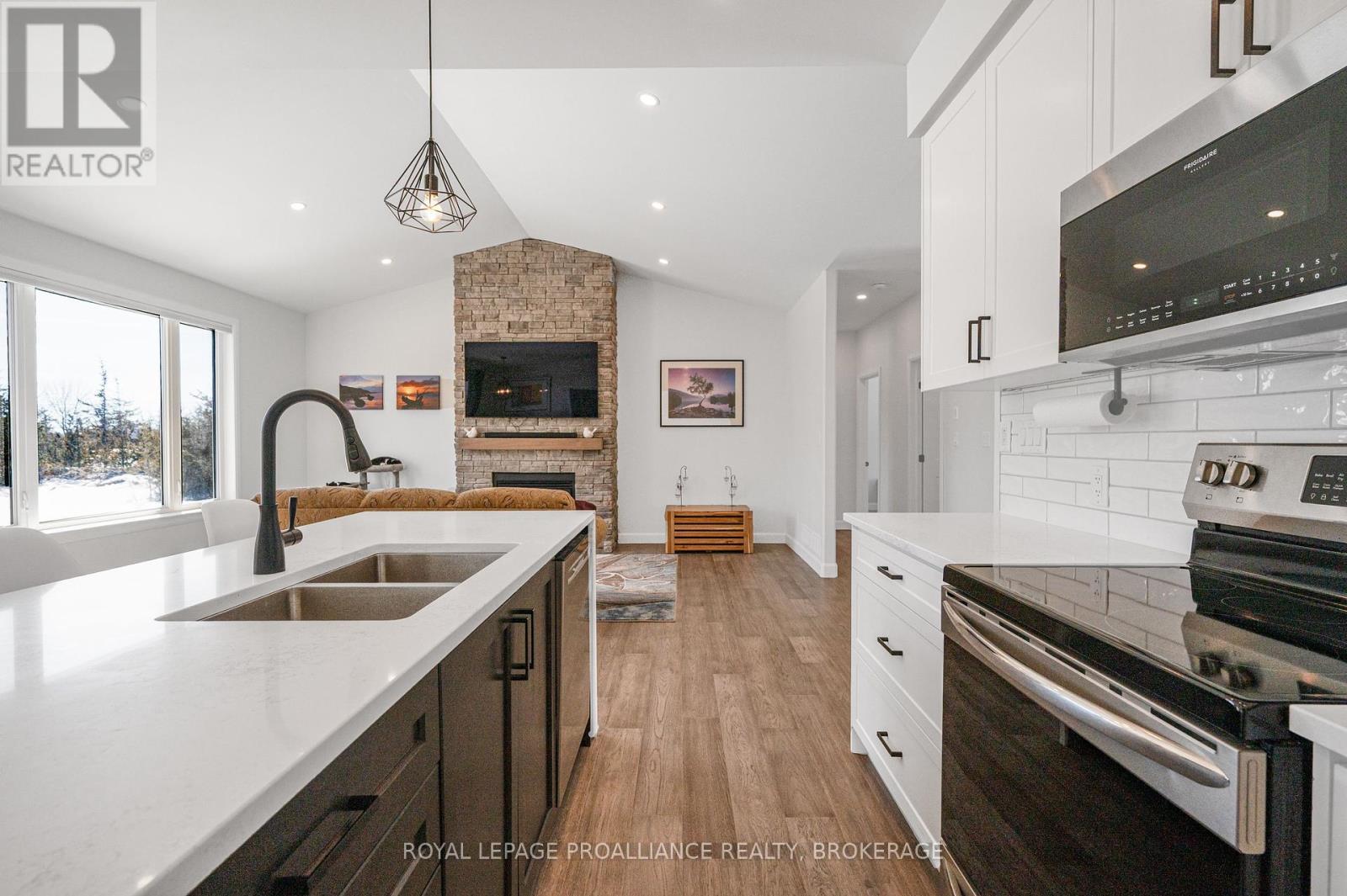 12 Petworth Road, Stone Mills, Ontario  K0K 3N0 - Photo 7 - X12164991