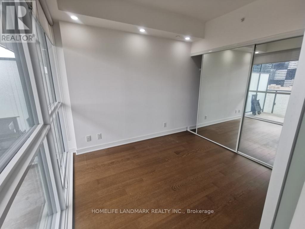 1811 - 15 Grenville Street, Toronto, Ontario  M4Y 0B9 - Photo 8 - C12202131