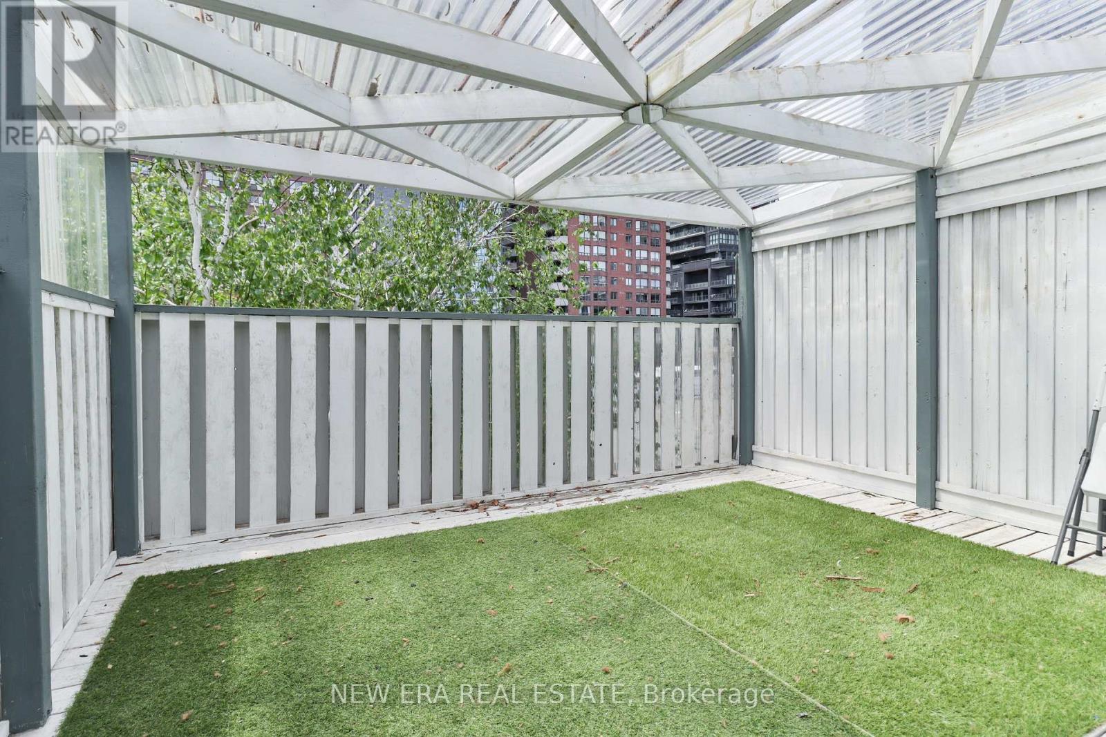 242 George Street, Toronto, Ontario  M5A 2N1 - Photo 19 - C12202181