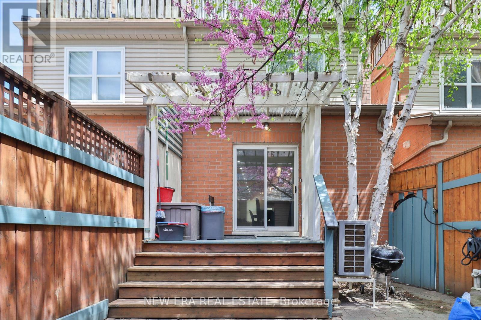 242 George Street, Toronto, Ontario  M5A 2N1 - Photo 25 - C12202181
