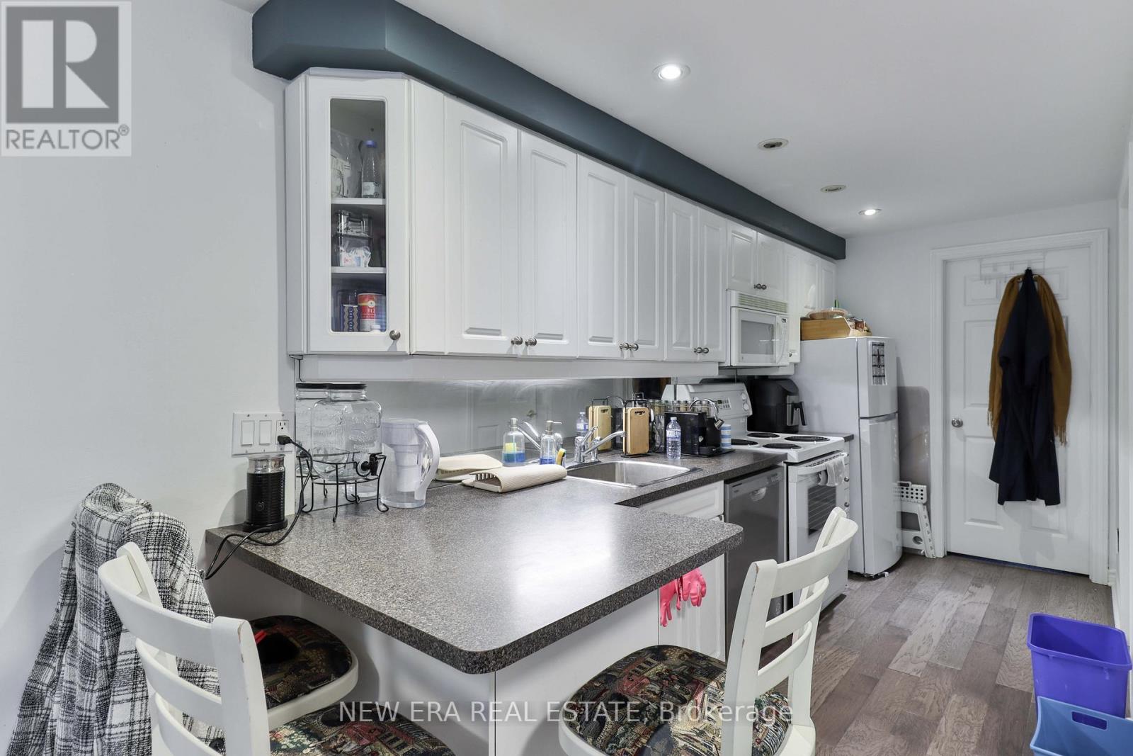 242 George Street, Toronto, Ontario  M5A 2N1 - Photo 37 - C12202181