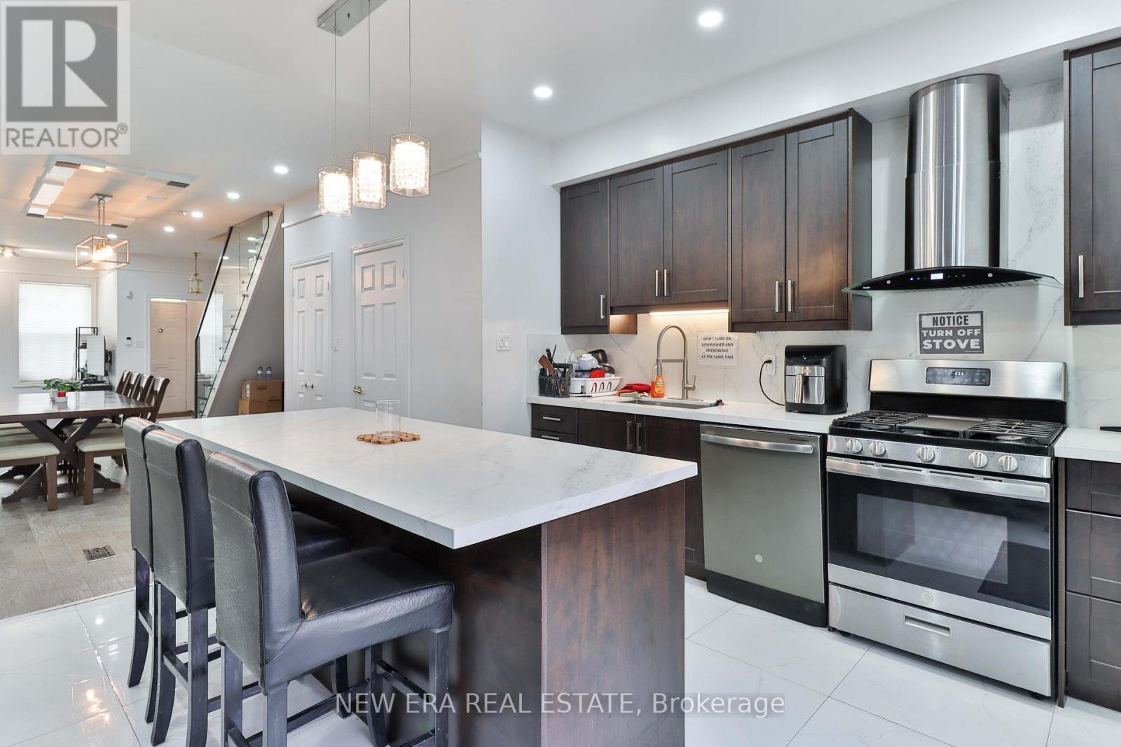 242 George Street, Toronto (Moss Park), Ontario  M5A 2N1 - Photo 6 - C12202181