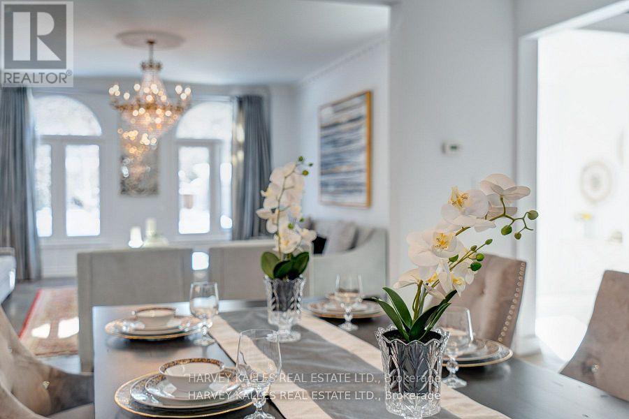 42 Grangemill Crescent, Toronto, Ontario  M3B 2J2 - Photo 13 - C12202217