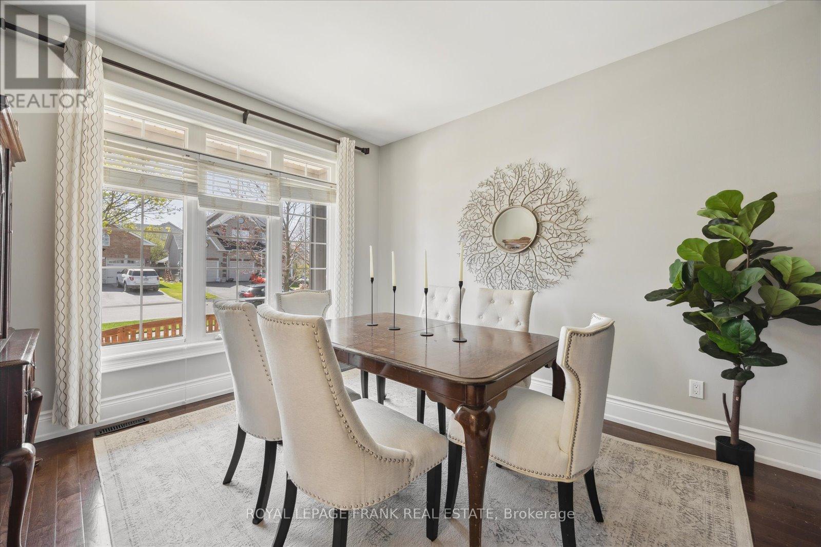 21 Brownscombe Crescent, Uxbridge, Ontario  L9P 1Y1 - Photo 4 - N12202282