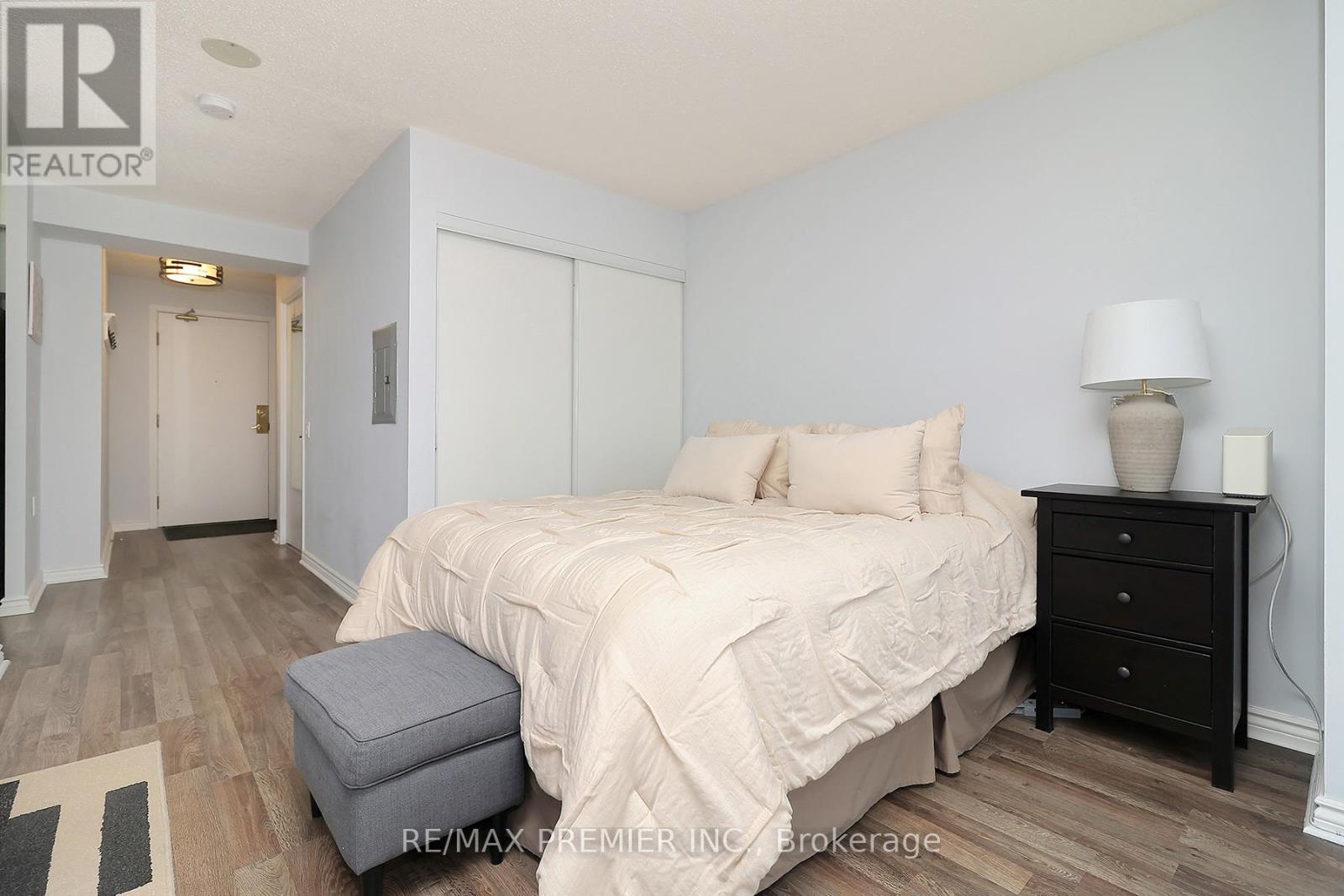 721 - 650 Lawrence Avenue, Toronto, Ontario  M6A 3E8 - Photo 5 - C12196050