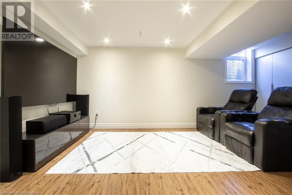 1522 Lancaster Drive Unit# 18, Oakville, Ontario  L6H 2Z2 - Photo 28 - 40711406