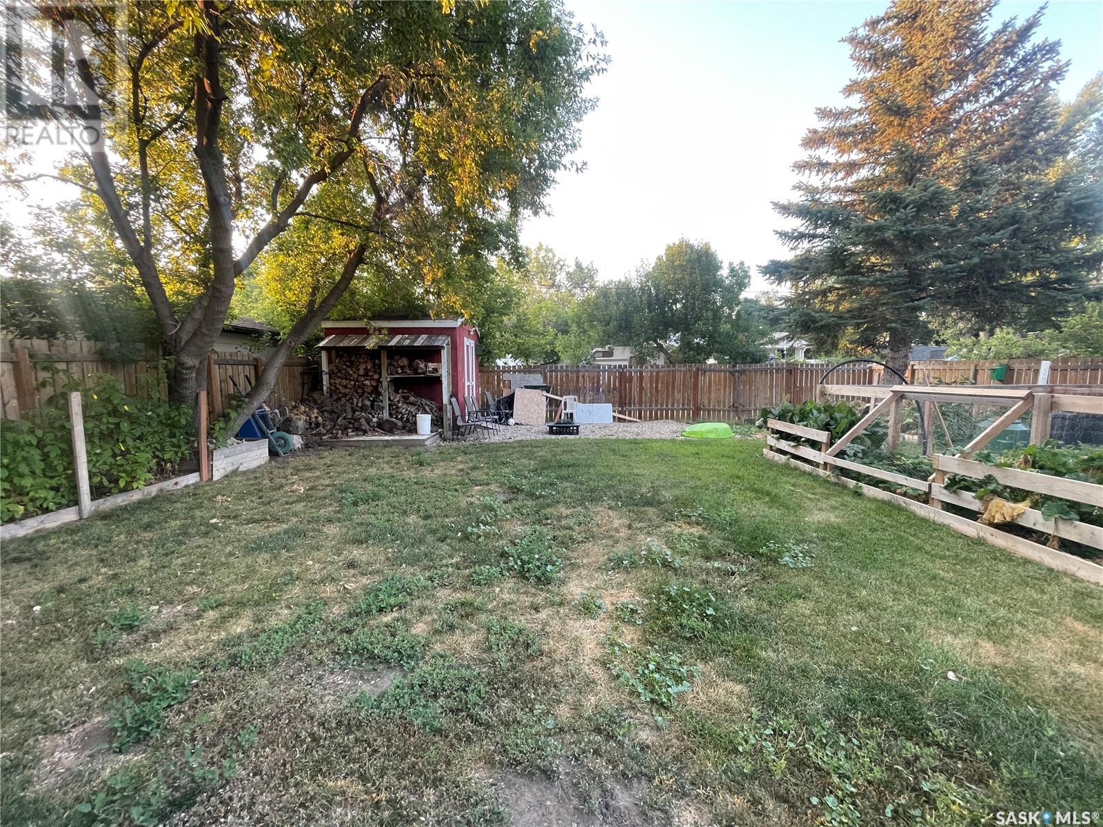404 Parsons Avenue, Maple Creek, Saskatchewan  S0N 1N0 - Photo 8 - SK981056
