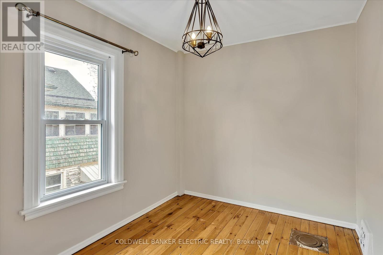 202 Braidwood Avenue, Peterborough South, Ontario  K9J 1V1 - Photo 39 - X12202357