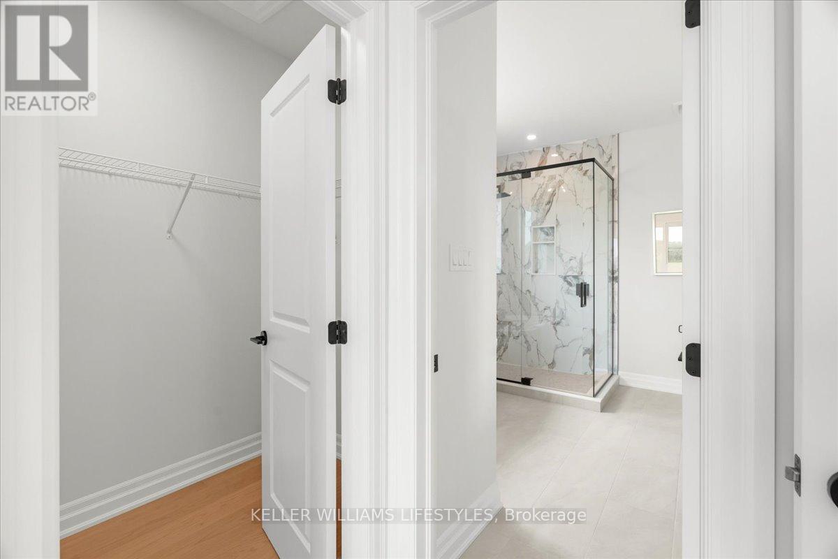 39 East Glen Drive, Lambton Shores, Ontario  N0M 1B0 - Photo 23 - X12202253