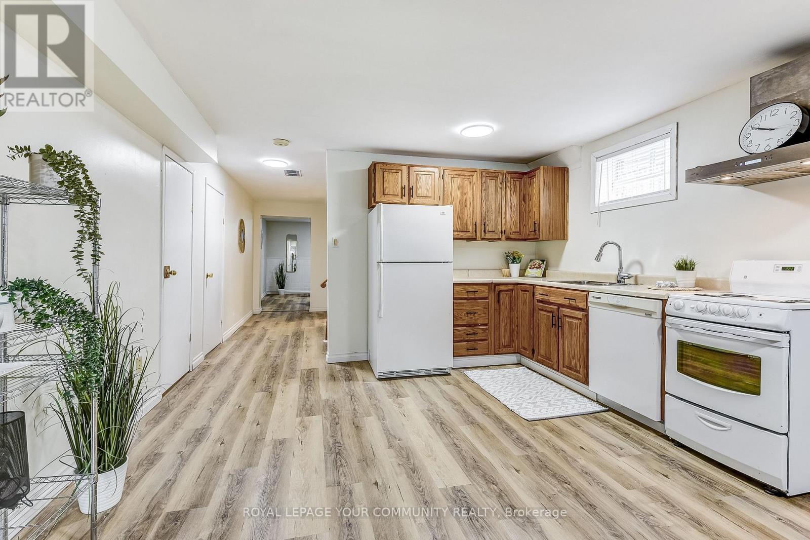 30 Phillip Avenue, Toronto, Ontario  M1N 3P9 - Photo 23 - E12200389