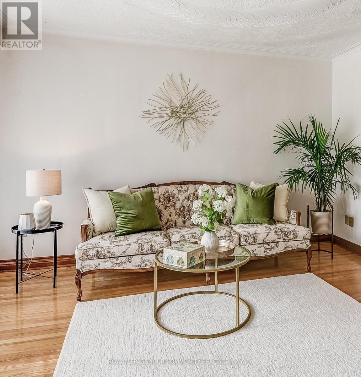 30 Phillip Avenue, Toronto, Ontario  M1N 3P9 - Photo 7 - E12200389