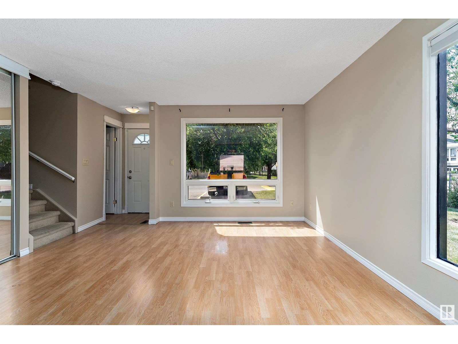 14795 25 St Nw, Edmonton, Alberta  T5Y 2E8 - Photo 15 - E4440852