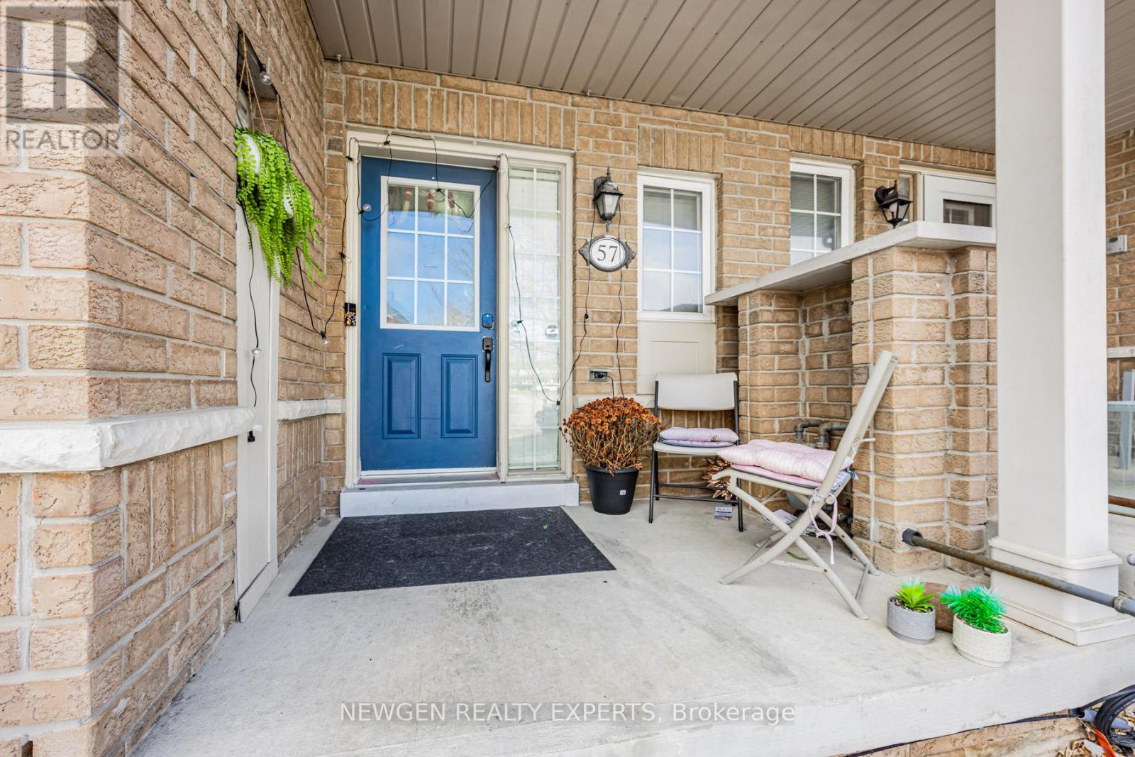 57 Beer Crescent, Ajax, Ontario  L1S 0A3 - Photo 3 - E12201924
