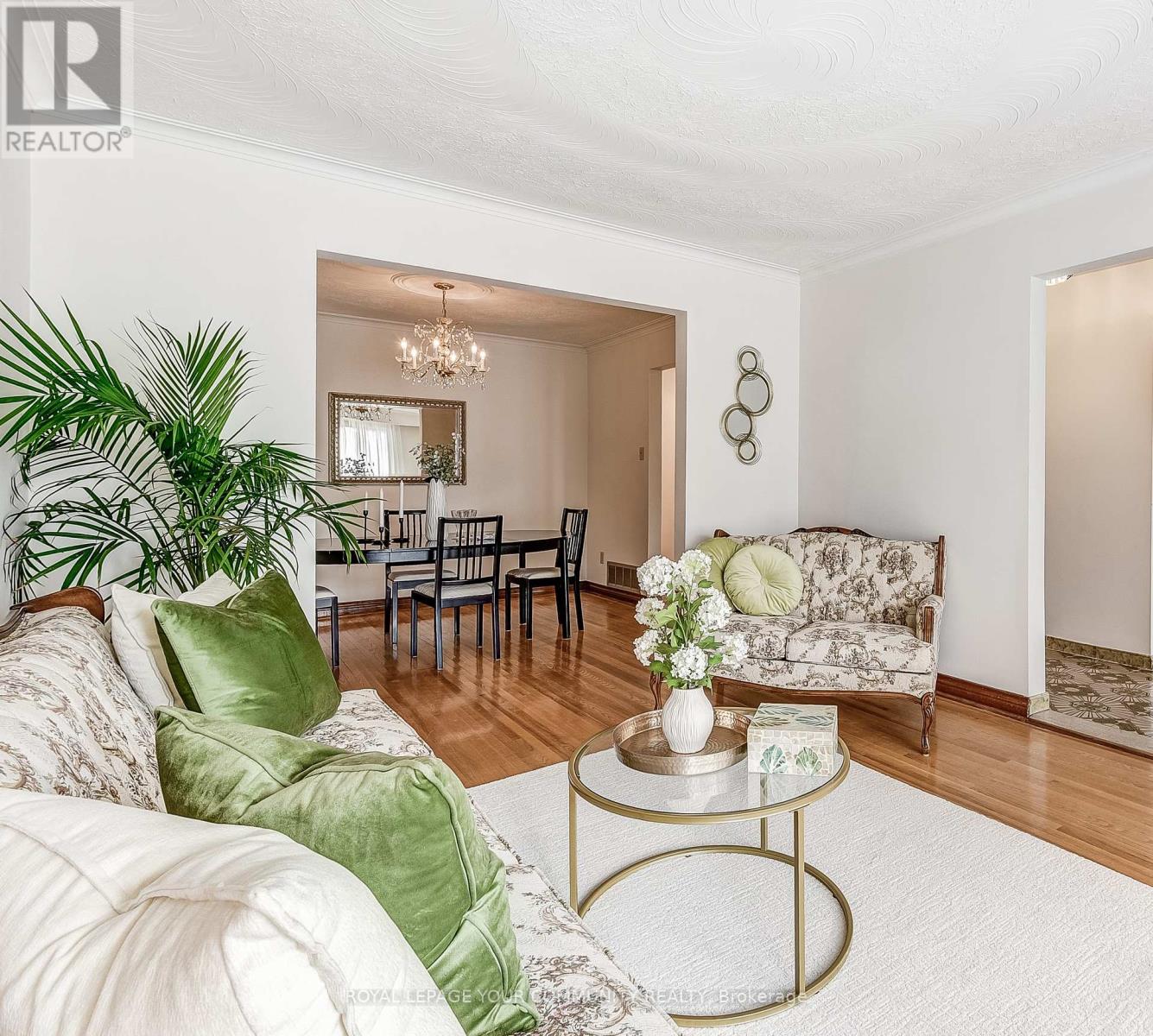 30 Phillip Avenue, Toronto, Ontario  M1N 3P9 - Photo 8 - E12200389